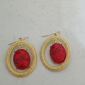 Vintage Monet Gold Tone Earrings with Red S…